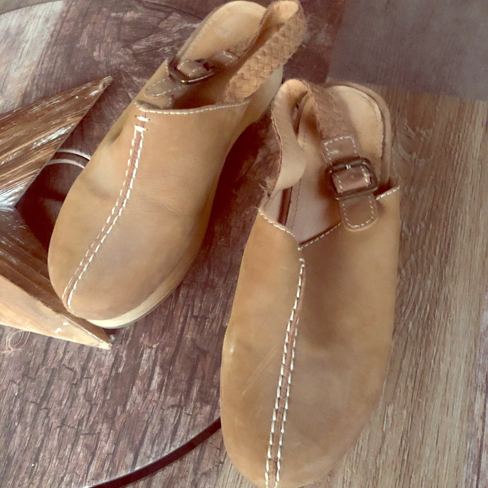 COPY - Mtng Originals Tan leather wooden clogs